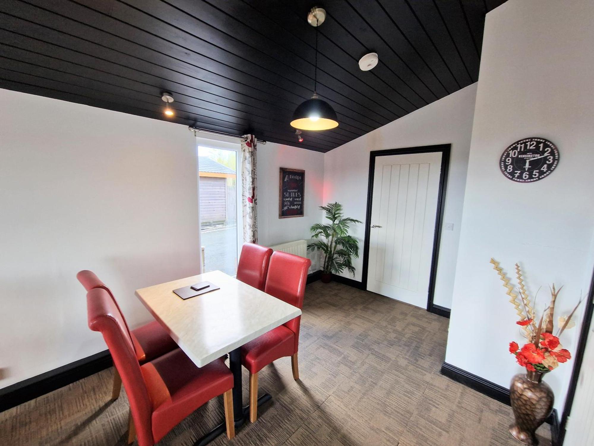 Villa Ochil 9 With Private Hot Tub - Fife - Loch Leven - Lomond Hills - Pet Friendly Kelty Exterior foto